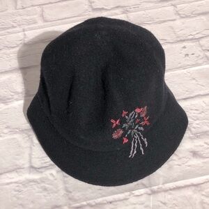 Nine West NWT Wool Black Hat with Embroidered Floral Accents OS